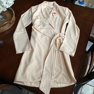 NEW Entro Cream Dress